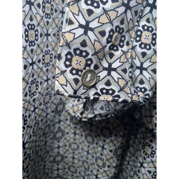 Notations - Women's 3X Button-Up Geometric Print Blouse - Picture 12 of 14